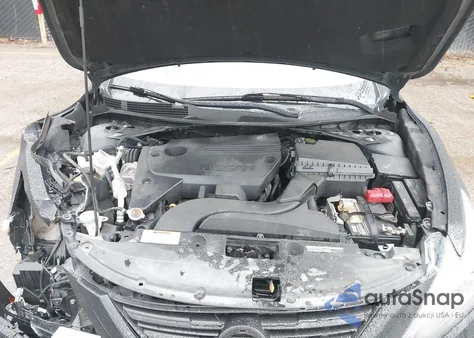 2018 Nissan Altima 2.5 Sr z USA, uszkodzony, nr VIN 1N4AL3AP0JC189554